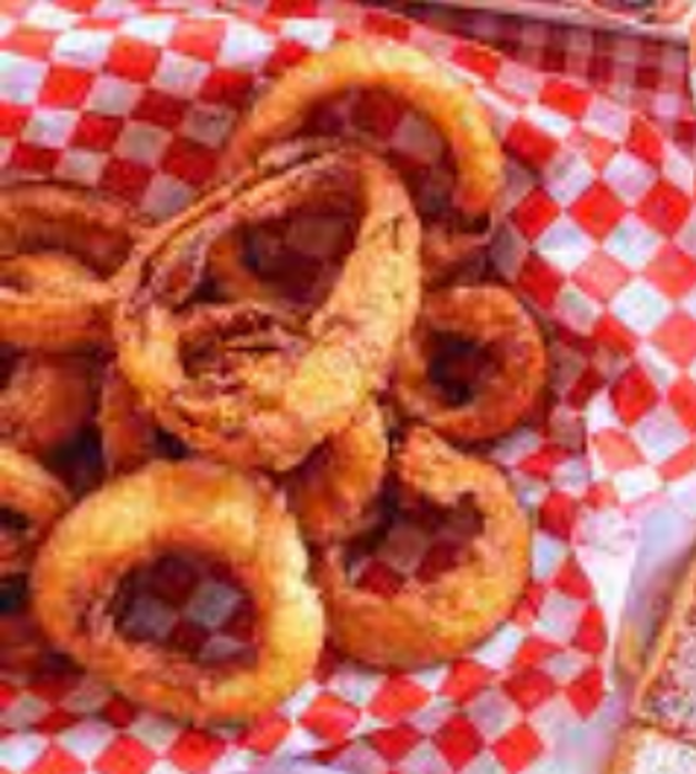 Basket of Onion rings.